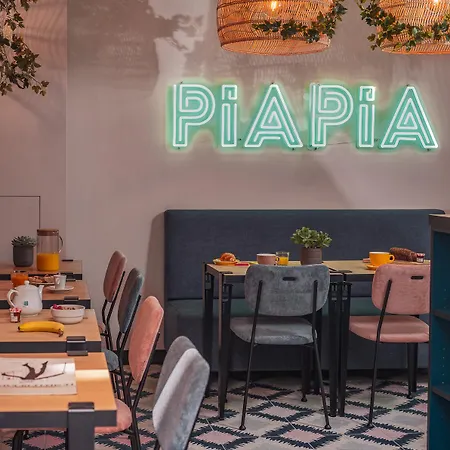 Piapia Hotel 3*